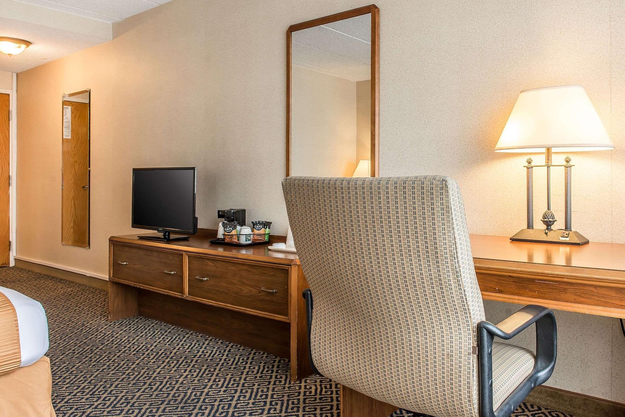 ספרינגפילד Quality Inn And Conference Center מראה חיצוני תמונה